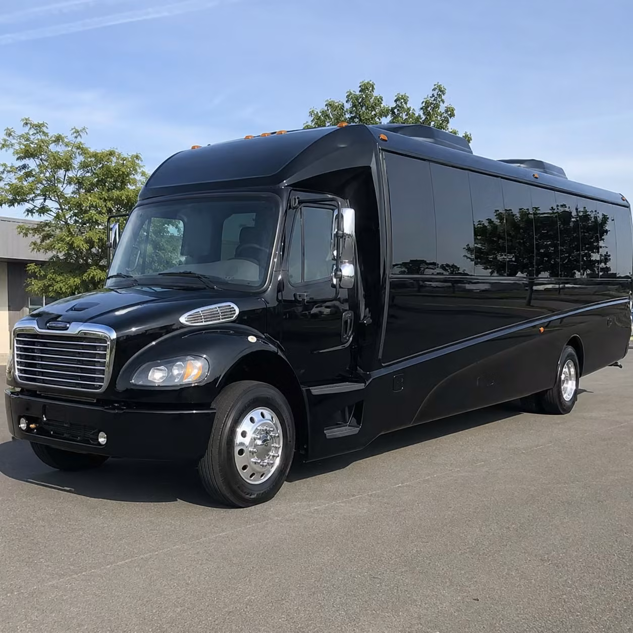 rent minibuses and charter buses for billings museum and cultural field trips